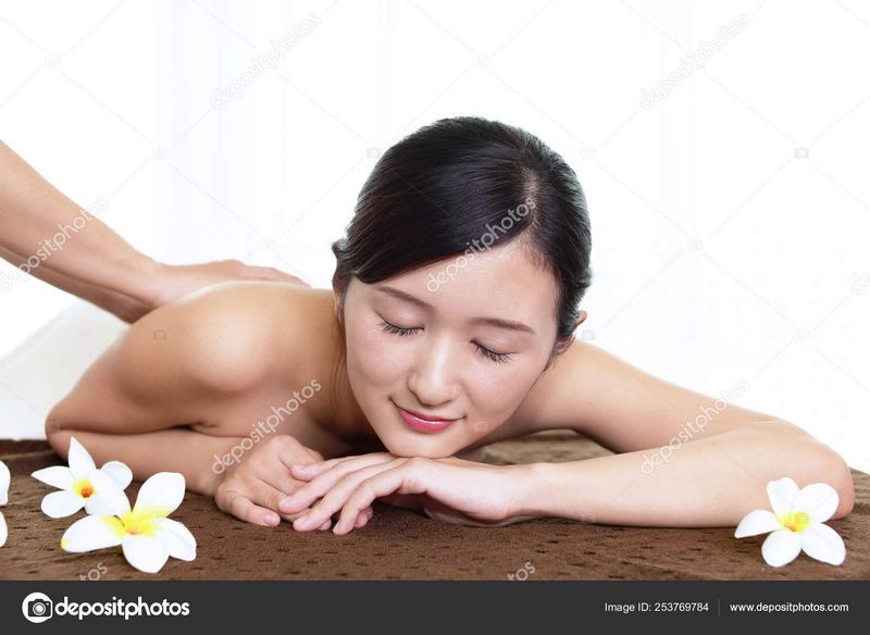 Couples Massage Therapies: Method Better Than You Think Couples Massage Therapies: Method Better Than You Think